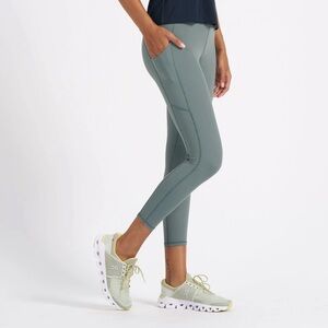 Vuori women’s Stride leggings‎ in Kelp